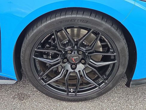Used 2023 Chevrolet Corvette Z06 RWD image 7