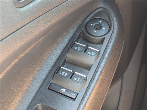 Used 2017 Ford Escape Titanium FWD image 14