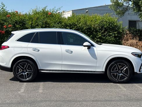 New 2026 Mercedes-Benz GLC 300 4MATIC image 2