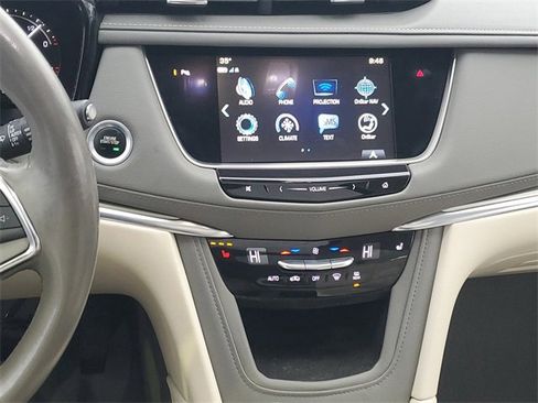 Used 2019 Cadillac XT5 Luxury image 14