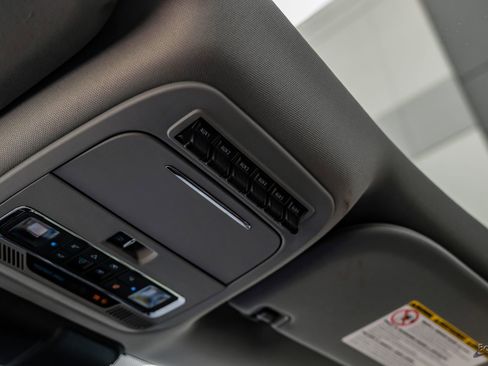 Used 2023 Ford F250 Lariat w/ Lariat Ultimate Package image 45