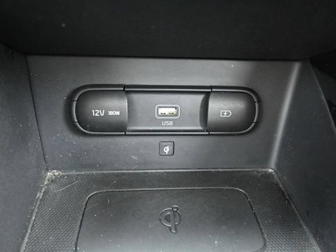 Used 2020 Kia Niro EX Premium FWD image 30