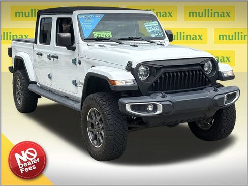 Used 2020 Jeep Gladiator Overland w/ Safety Group AWD/4WD image 1