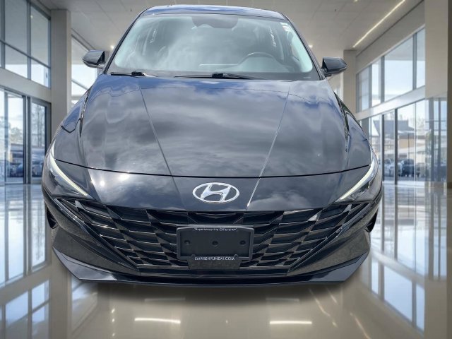 Used 2023 Hyundai Elantra Limited w/ Cargo Package FWD image 10