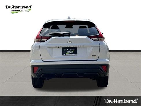 New 2025 Mitsubishi Eclipse Cross LE image 4