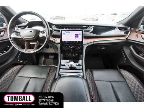 Used 2023 Jeep Grand Cherokee L Summit w/ Advanced Protech Group IV image 10