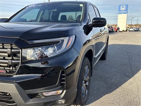 Used 2024 Honda Ridgeline Sport image 15