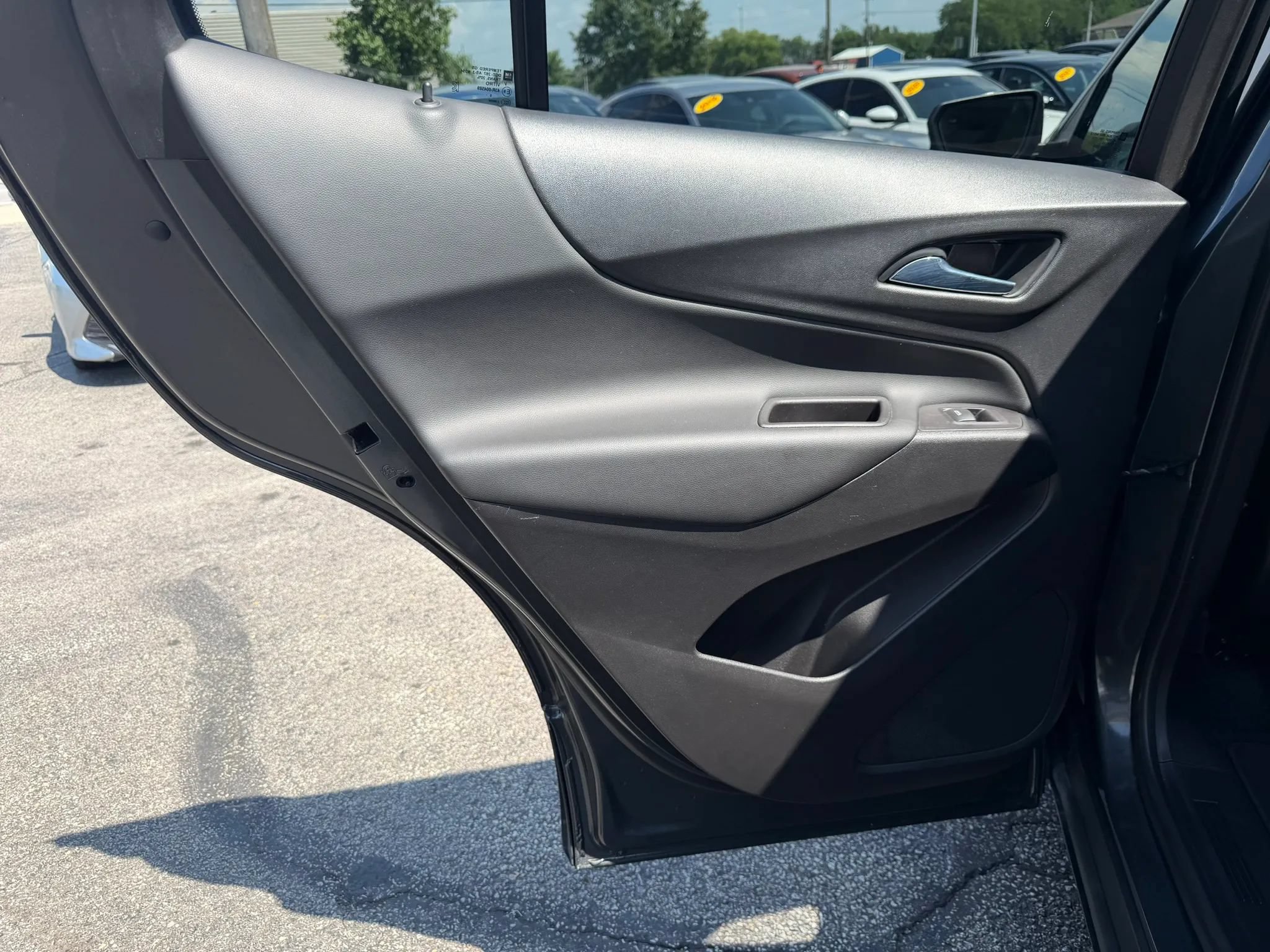 Used 2021 Chevrolet Equinox LT AWD/4WD image 22