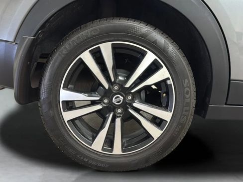 Used 2020 Nissan Kicks SV w/ Exterior Package FWD image 33