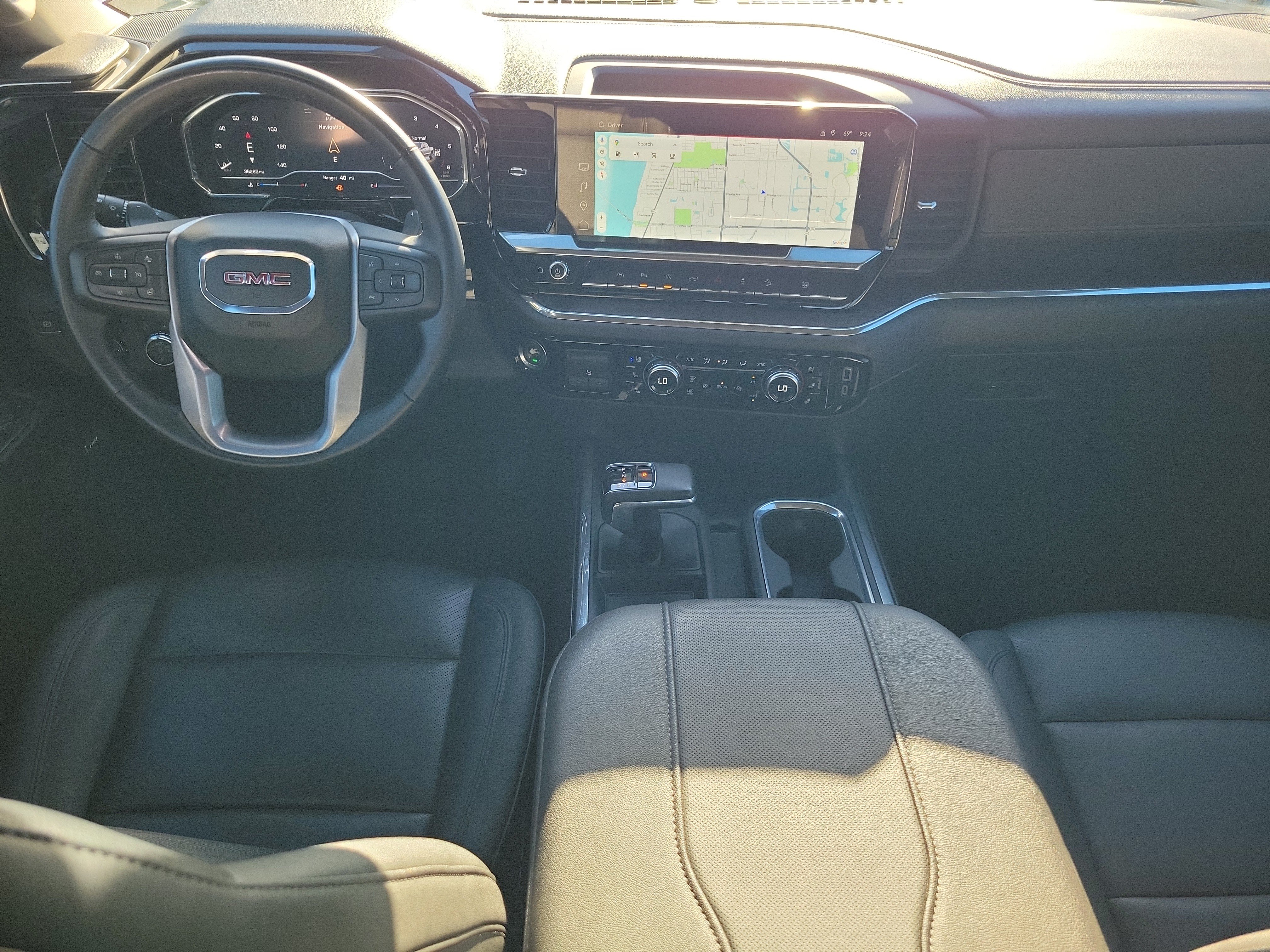 Used 2024 GMC Sierra 1500 SLT w/ SLT Premium Plus Package AWD/4WD image 13