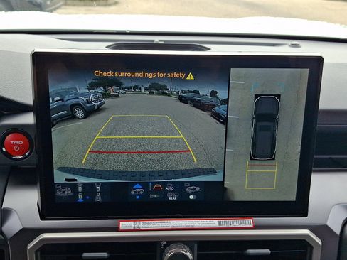 Certified 2026 Toyota 4Runner TRD Off-Road Premium AWD/4WD image 18