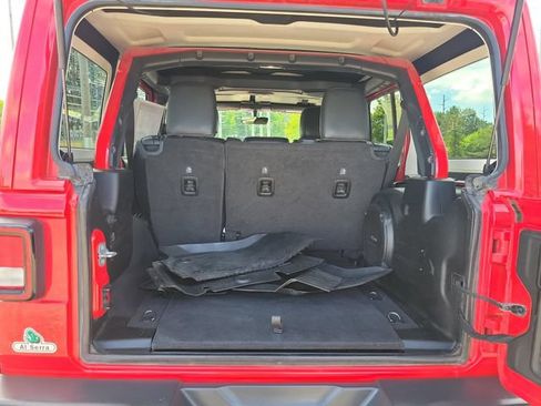 Used 2018 Jeep Wrangler Unlimited Rubicon AWD/4WD image 8