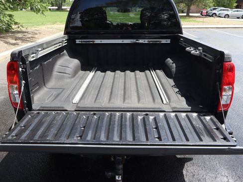 Used 2012 Nissan Frontier PRO-4X AWD/4WD image 14
