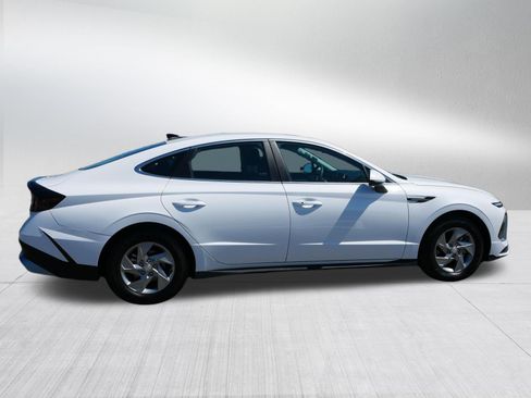 Certified 2026 Hyundai Sonata SE FWD image 8
