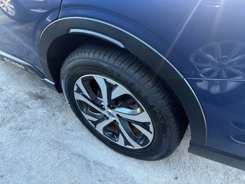 Used 2021 Subaru Outback Limited image 7