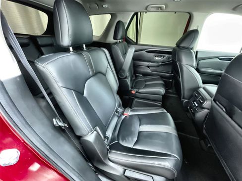 Certified 2024 Honda Pilot EX-L image 32