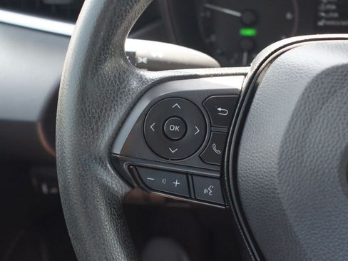 Used 2023 Toyota Corolla LE FWD image 7
