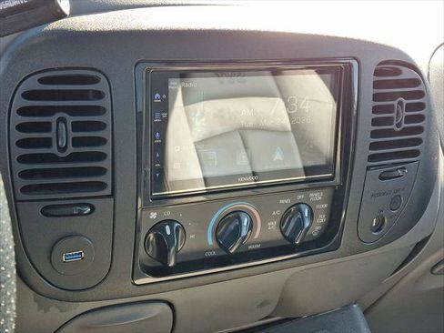 Used 2001 Ford F150 Lightning RWD image 14