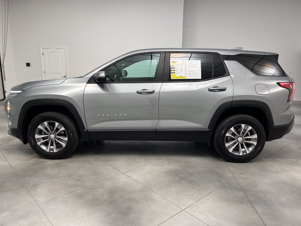 Used 2025 Chevrolet Equinox LT FWD image 5
