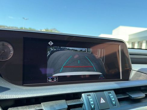 Certified 2021 Lexus ES 350 w/ Premium Package FWD image 25