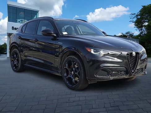 New 2026 Alfa Romeo Stelvio Sprint AWD/4WD image 2