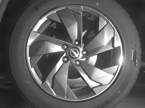 Used 2025 Nissan Rogue SV FWD image 14