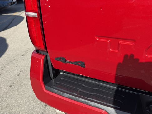 Used 2024 Toyota Tacoma TRD Off-Road image 11