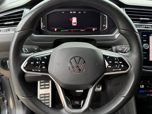 Used 2022 Volkswagen Tiguan SEL R-Line AWD/4WD image 14