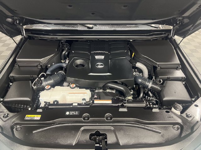 Certified 2024 Lexus GX 550 w/ Accessory Package (31) AWD/4WD image 22