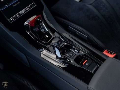 Used 2023 Lamborghini Huracan Tecnica image 18