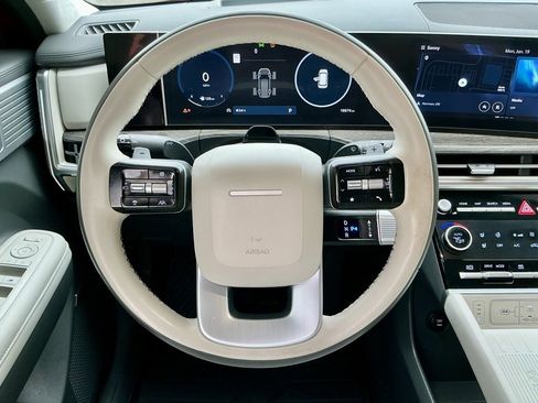 Used 2025 Hyundai Santa Fe Calligraphy image 36