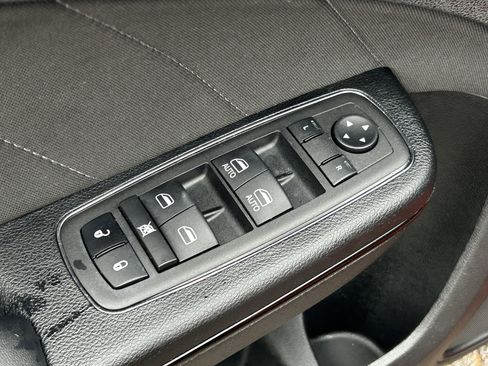 Certified 2023 Dodge Charger SXT w/ Blacktop Package image 21