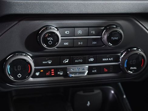 New 2025 Ford Bronco Outer Banks AWD/4WD image 30