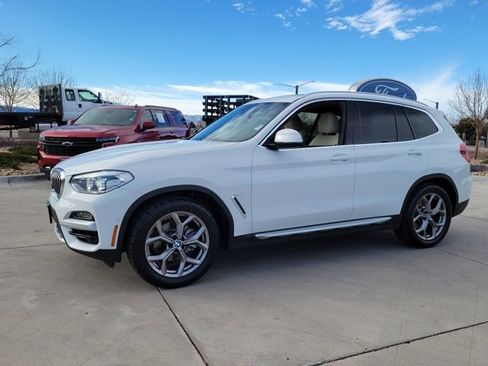 Used 2021 BMW X3 sDrive30i w/ Premium Package image 4