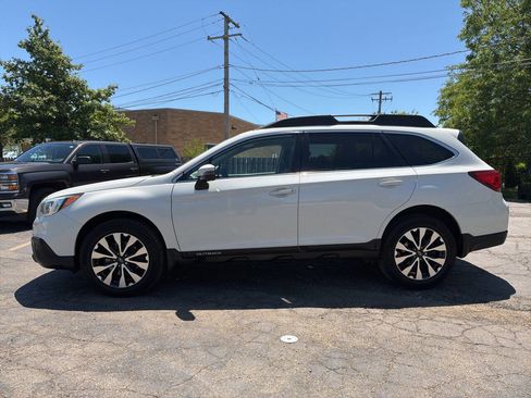 Used 2016 Subaru Outback 3.6R Limited AWD/4WD image 3