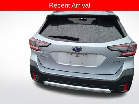 Used 2022 Subaru Outback Limited image 10