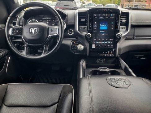Used 2024 RAM 1500 Laramie AWD/4WD image 29