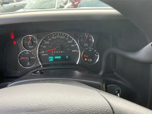 New 2025 Chevrolet Express 2500 w/ Communications Package image 24