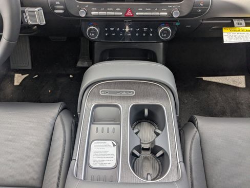 Used 2026 Hyundai Palisade SEL Premium FWD image 23