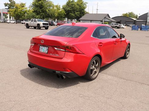 Used 2017 Lexus IS 300 AWD image 5