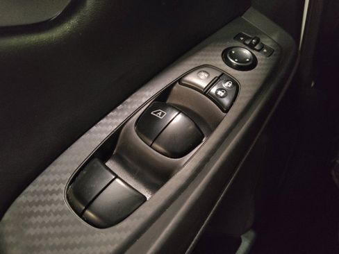 Used 2023 Nissan Sentra SV FWD image 27