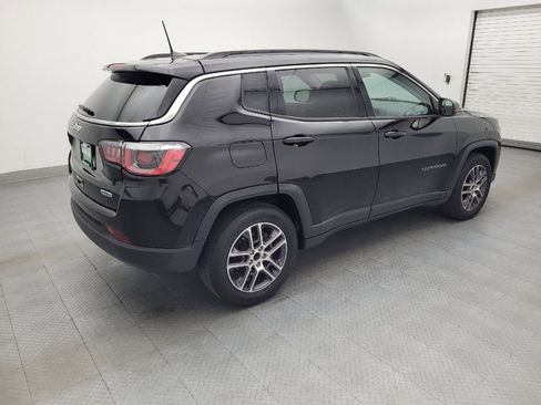 Used 2020 Jeep Compass Latitude FWD image 10