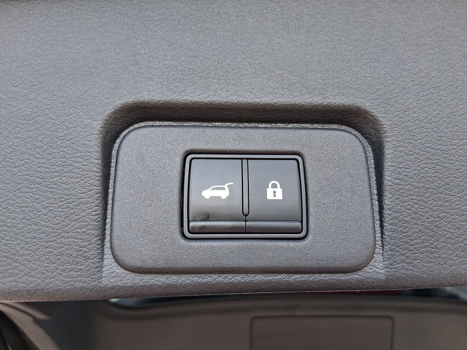 Used 2021 Nissan Rogue Platinum AWD/4WD image 34