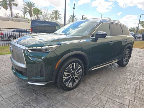 New 2026 INFINITI QX60 Luxe w/ Family Package image 7