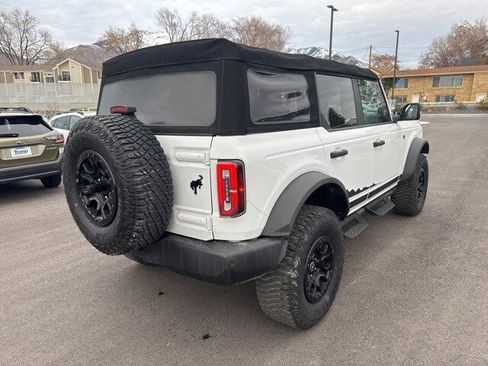 Used 2022 Ford Bronco Wildtrak image 3