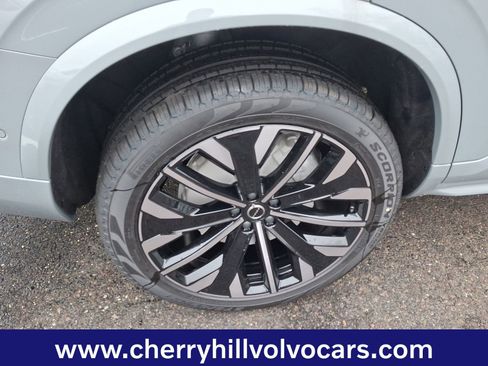 New 2026 Volvo XC90 B6 Plus w/ Protection Package Premier image 6
