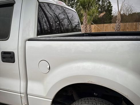 Used 2005 Ford F150 XLT image 5