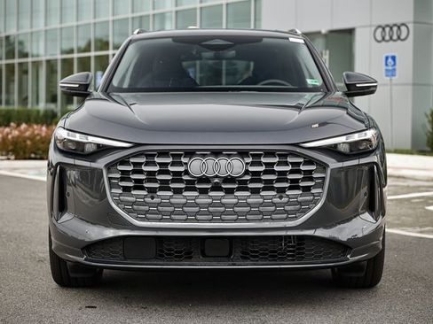 New 2025 Audi Q5 Prestige image 13
