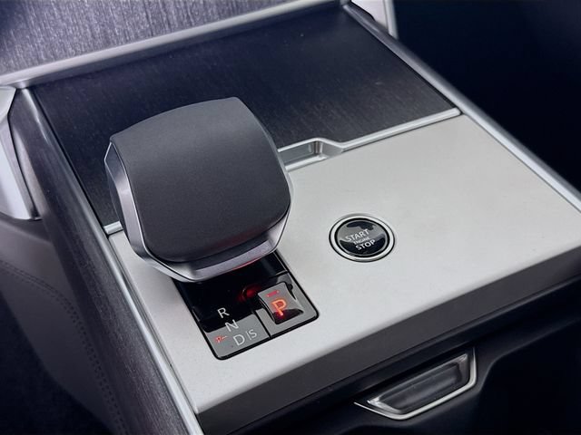 New 2026 Land Rover Range Rover SE AWD/4WD image 19
