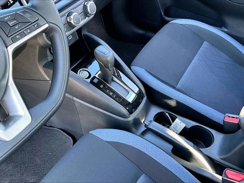 New 2025 Nissan Versa SV image 7